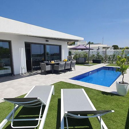 Pool & Snooker Villa Финестрат Екстериор снимка