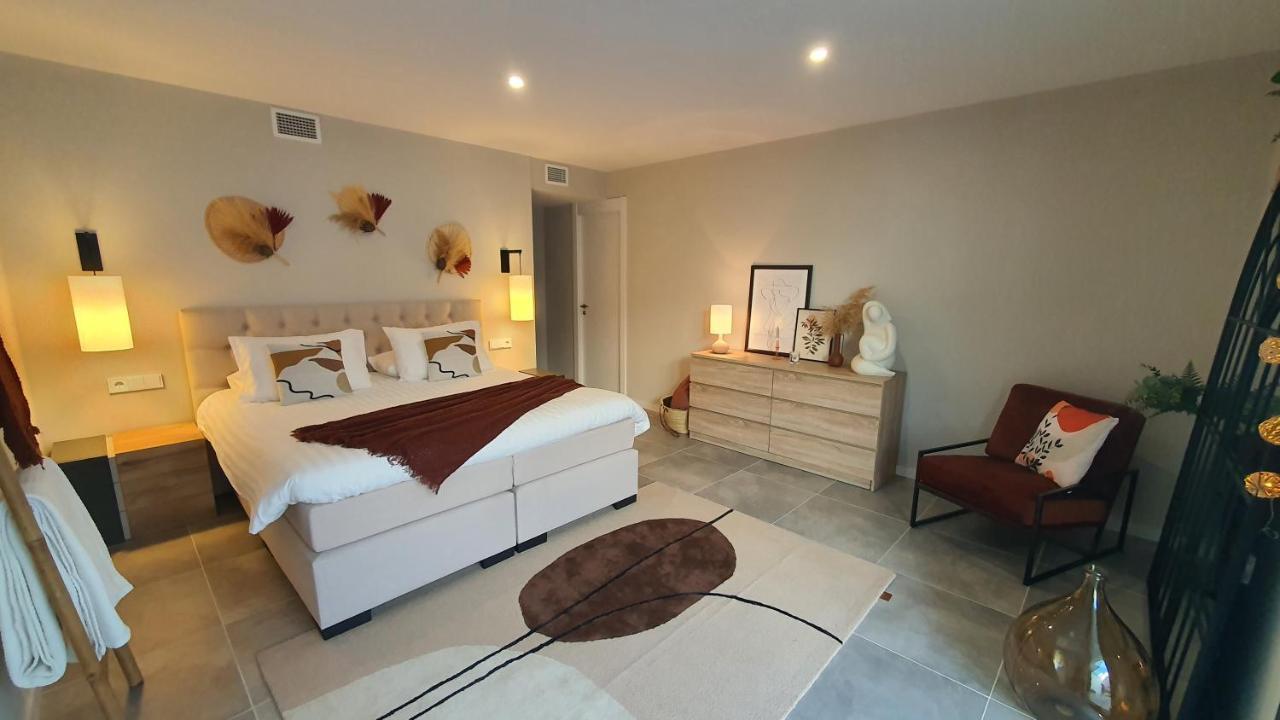 Pool & Snooker Villa Финестрат Екстериор снимка