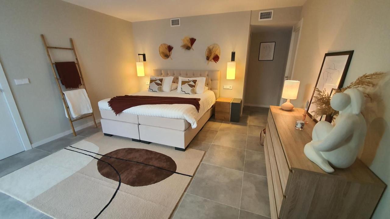 Pool & Snooker Villa Финестрат Екстериор снимка
