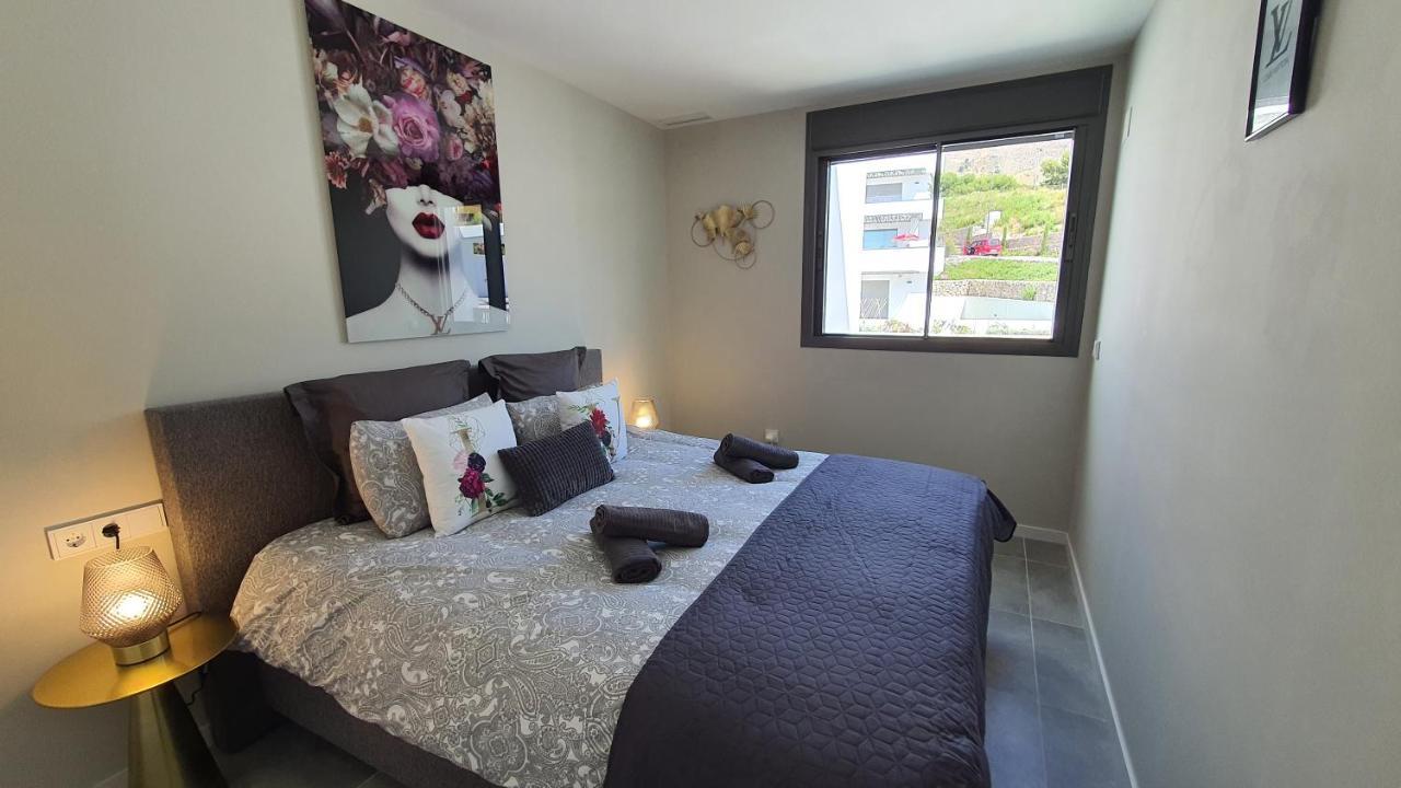 Pool & Snooker Villa Финестрат Екстериор снимка