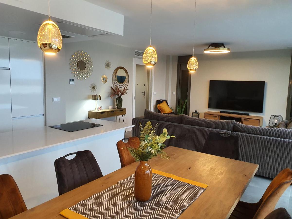 Pool & Snooker Villa Финестрат Екстериор снимка