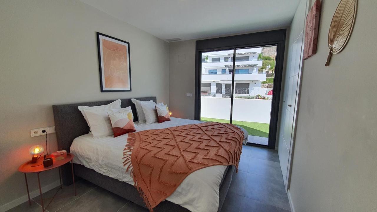 Pool & Snooker Villa Финестрат Екстериор снимка