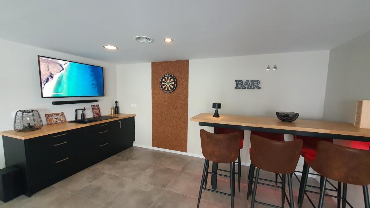 Pool & Snooker Villa Финестрат Екстериор снимка